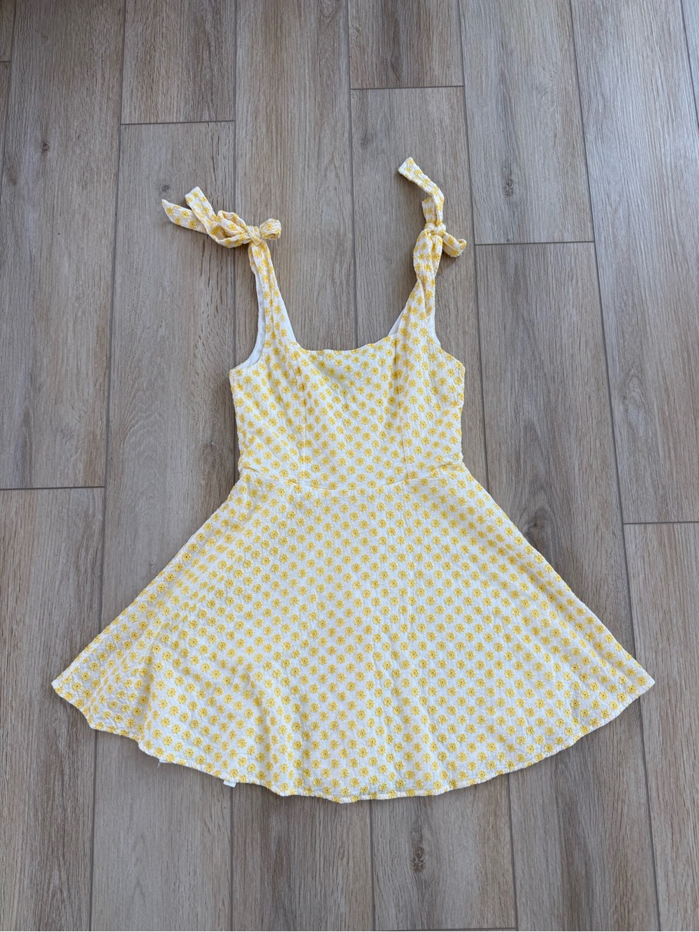 Mi Ami Yellow Daisy Tie-Strap Flared Sundress